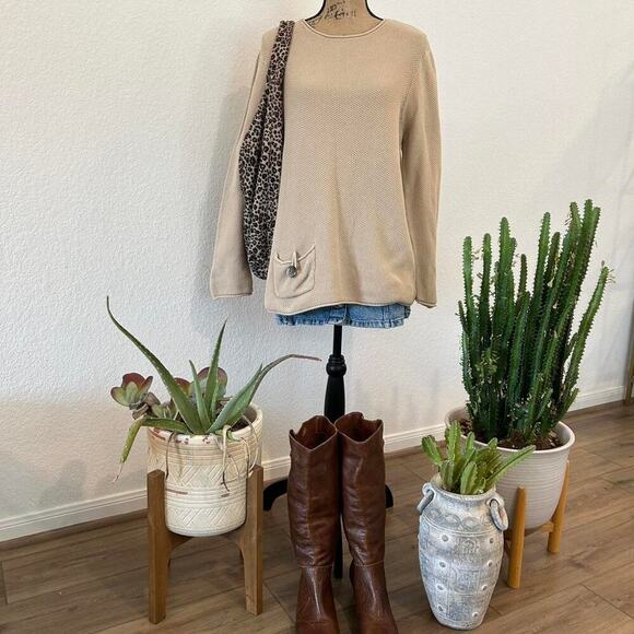 White Stag Sweaters - Vintage Tan long sleeve sweater with cute pocket mother of pearl button detail